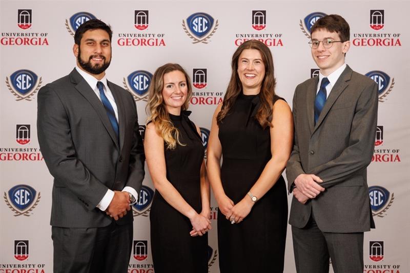 Congrats to the Manderson Case Team on their third 🥉 place finish at the SEC Case Competition this weekend!

Did you know: this year, Manderson Case Team has placed or been a finalist at every single competition they've entered?