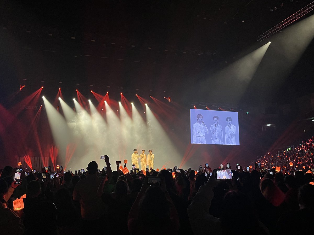 uberarenaberlin's tweet photo. Feels like a dream to have @NCTsmtown_DREAM on our stage!

#THEDREAMSHOW2_in_BERLIN
#NCTDREAM_THEDREAMSHOW2_in_BERLIN #NCTDREAMinBERLIN #THEDREAMSHOW2 https://t.co/z61hv3guOQ