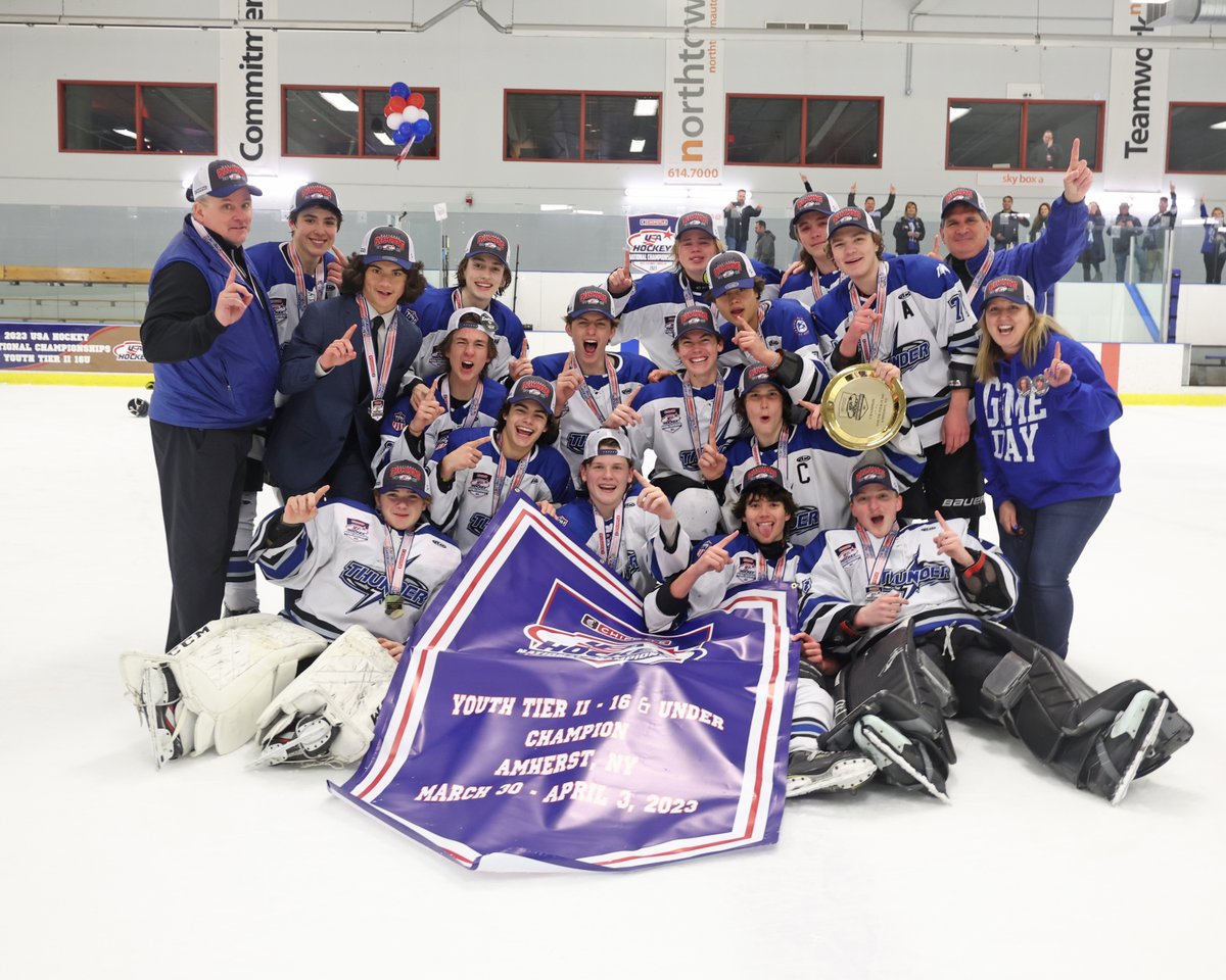 The state of Alabama has its first #USAHNationals champion title thanks to the Alabama Thunder‼️

Youth Tier II 16U 1A recap → bit.ly/3nwlCZd

<a href="/ChipotleTweets/">Chipotle</a> | #TrainEatRepeat