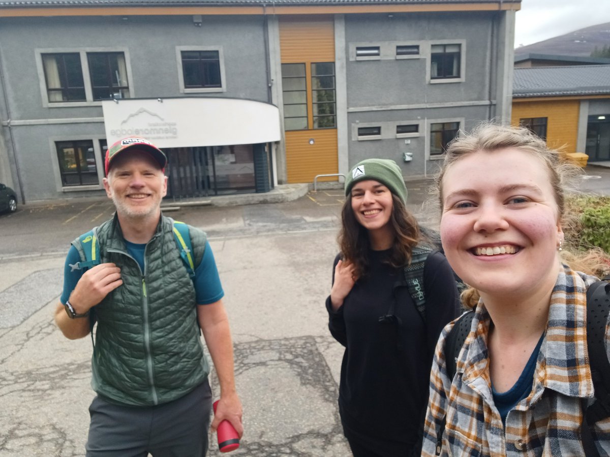 glenmorelodge's tweet image. A2. #SportHour Any physical activity outdoors counts. Can you buddy up with folk from work and share a social walk in? @sportscotland