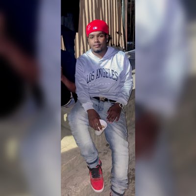 PackOficial's tweet photo. #NuevaFotoDePerfil https://t.co/sT6UYd3oH7