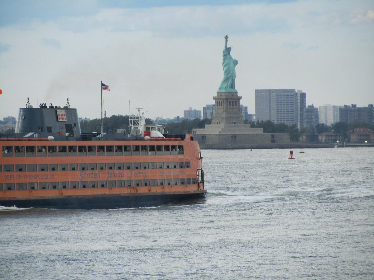 aphotoaday2's tweet photo. #USA #NewYork #StatueofLiberty
Best and easiest (time&amp;money saving) way to see StatueofLiberty is to take #StatenIsand #Ferry 😉
(2011)
#photograghy #photooftheday https://t.co/JrYzuvNAua