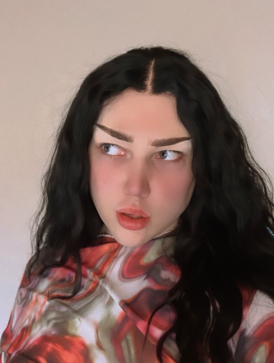ThomasBeautyy's tweet photo. thinking…. https://t.co/7C6czg0SLM