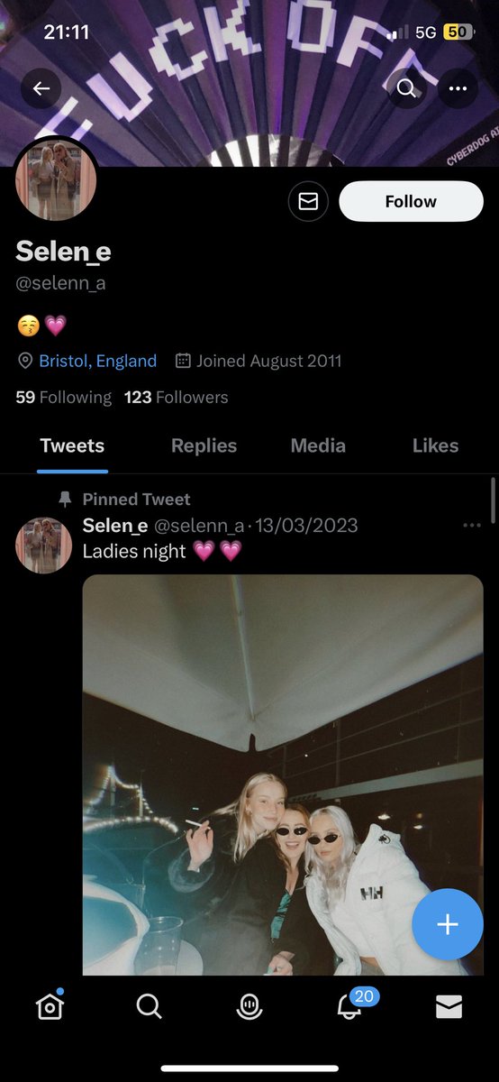 LaurraJayne's tweet photo. If anyone is trying to get a ticket for #rainbowkittensurprise for tomorrow, don’t buy from this account as it is a scam….lol https://t.co/vfOscsInz5