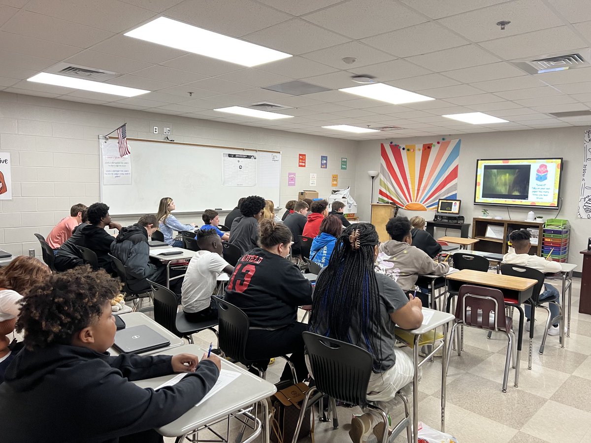 Julie Walker tweet media