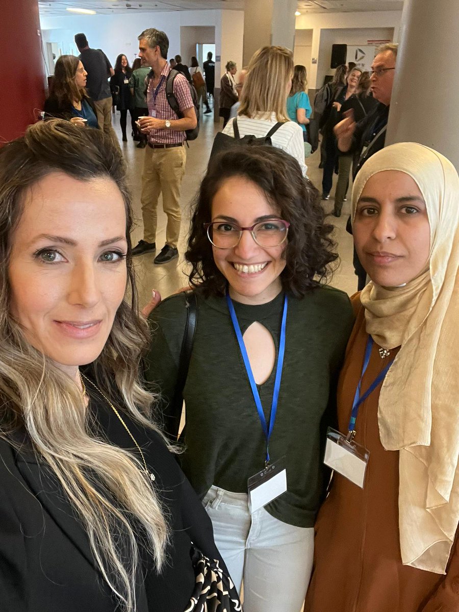 RenanaAtia's tweet photo. Drove two hours each way to the @IsraeliComm 25th annual meeting, where I talked about the effect of framing counter-stereotypes as surprising on intergroup relations
@HujiComm @PICRLab #stereotypes #MediaFrames #MediaStudies https://t.co/tNdIEwL04V