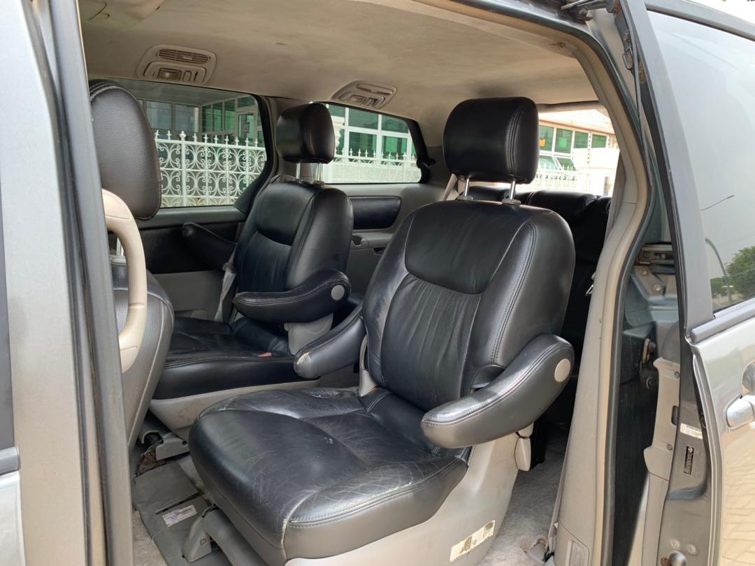 datogoniboy_'s tweet photo. New listing ( please Retweet)🙏🏾

Super clean pre-owned 2005 Toyota Sienna le available in excellent condition

☎️: 08118170832

Location: Abuja 

❤️‍🔥❤️‍🔥NEW Price: 2.8m duty
#AbujaTwitterCommunity

Kenneth | Hausa #BoseOgulu
| Deji https://t.co/GdffiWflvV