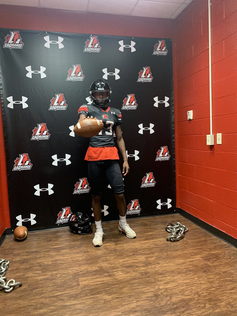 braylen_cook13's tweet photo. With a great visit I’m happy to say I have received my second offer thank you @Coach__Talbert @coachb_ware @Bankheadrd @CoachLittle05 https://t.co/UfUlUPPmwP