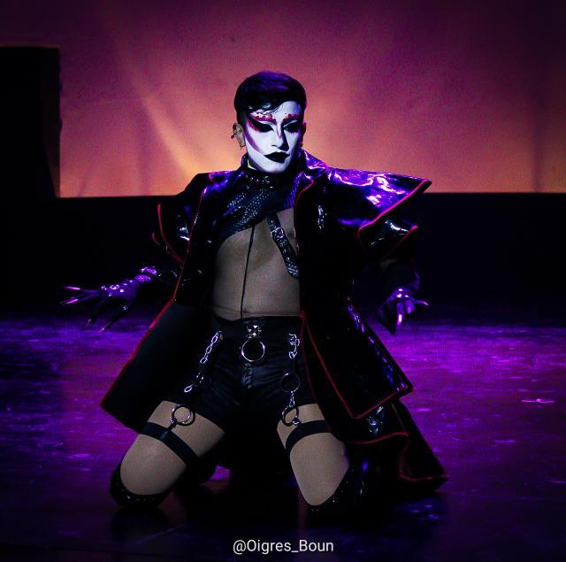 edwuard_lu's tweet photo. "A menudo me preguntΓ³ si tenemos que encontrar la luz o perder el miedo a la oscuridad" β¨ππ€ππ
Llegamos el drag al teatro y no saben lo hermoso que fue π₯Ίππ€π
#DragRace #hyperking #bioking #lamasdraga #gay #PrideMonth #showdrag https://t.co/0LPdw4Arrl