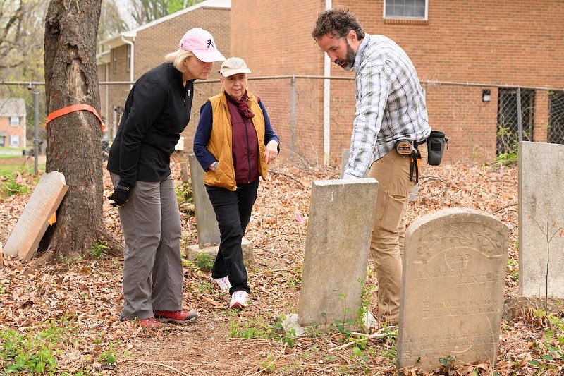 PresidentWente's tweet photo. Celebrating the 1-year anniversary of my inauguration by volunteering during @WFUAlumni’s #ProHumanitate Days! Our group worked to clear brush and overgrowth at the historic Odd Fellows African American Cemetery in Winston-Salem, N.C. https://t.co/2N5pnWaqbG