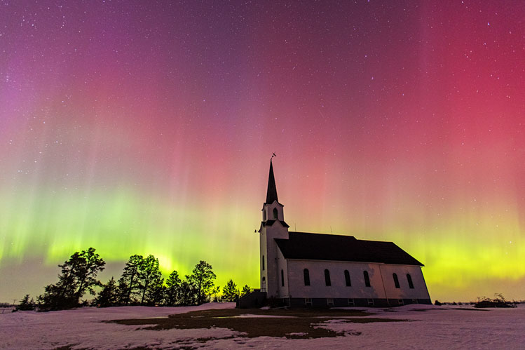 April 2023: Northern lights, our goat renaissance and Galena's ghosts - mailchi.mp/southdakotamag…