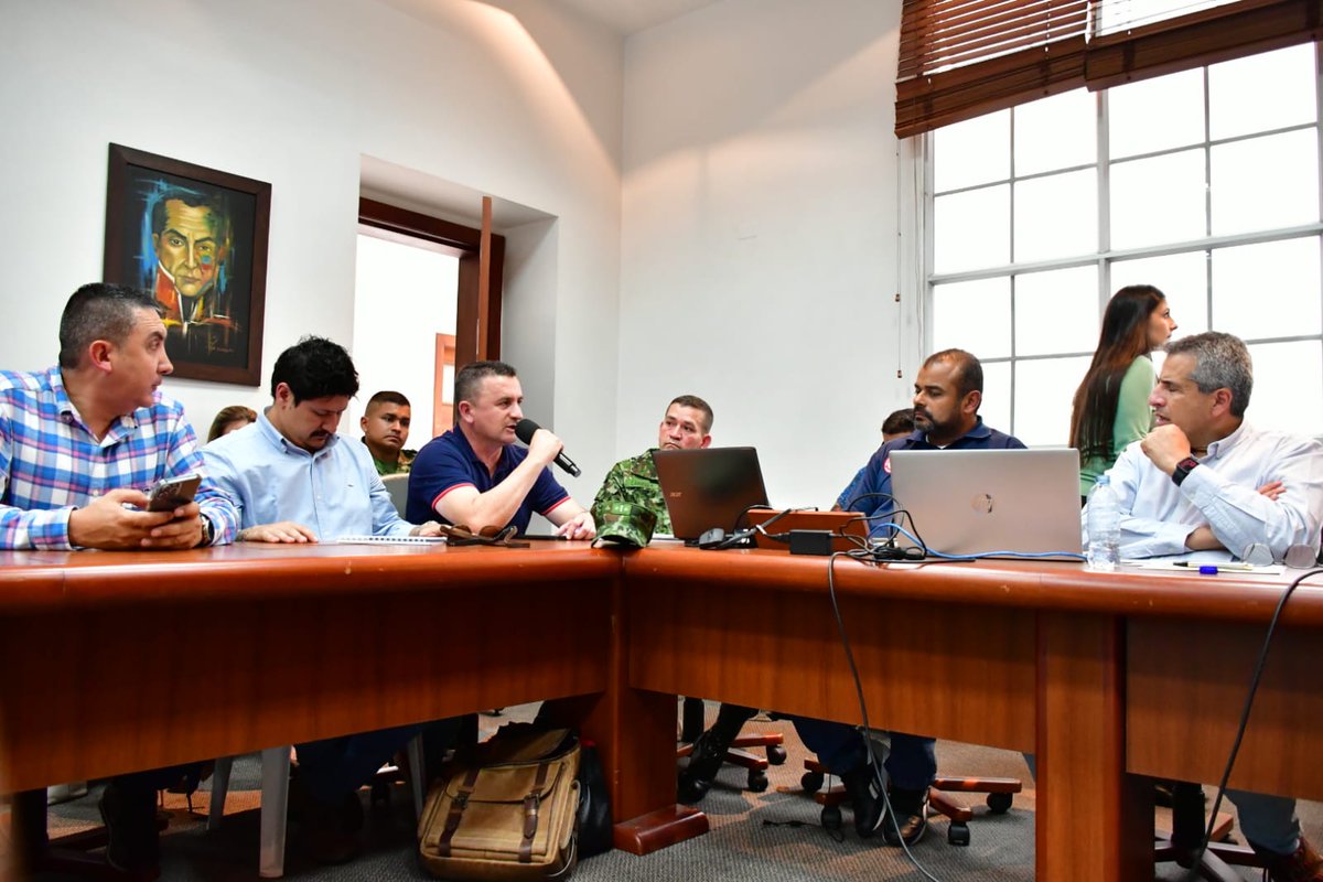 Luis Carlos Velásquez Cardona tweet media