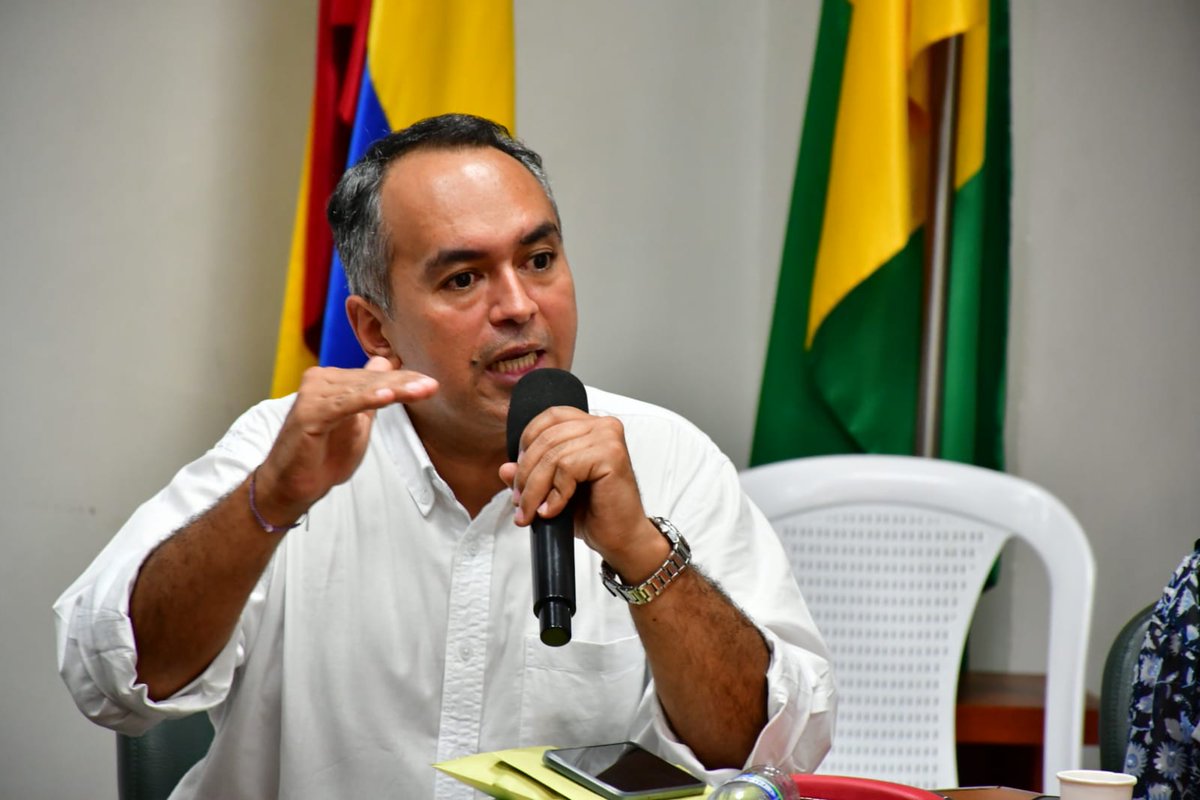 Luis Carlos Velásquez Cardona tweet media