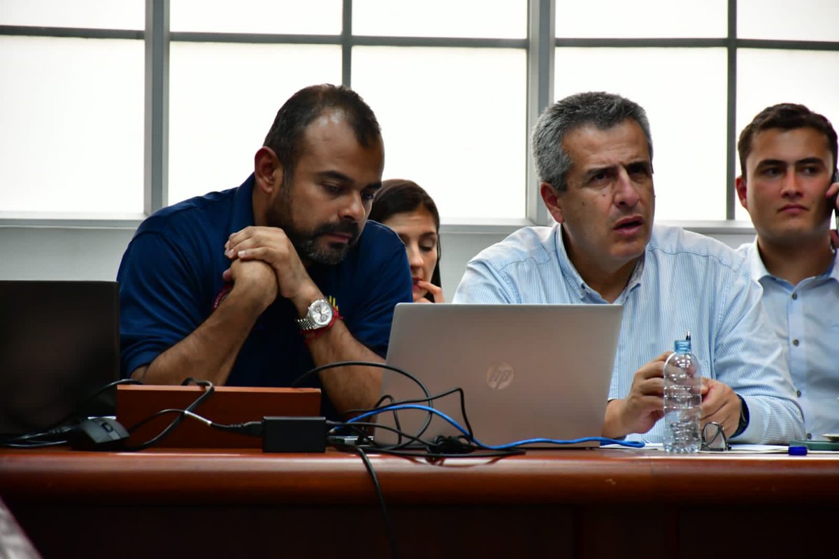 Luis Carlos Velásquez Cardona tweet media