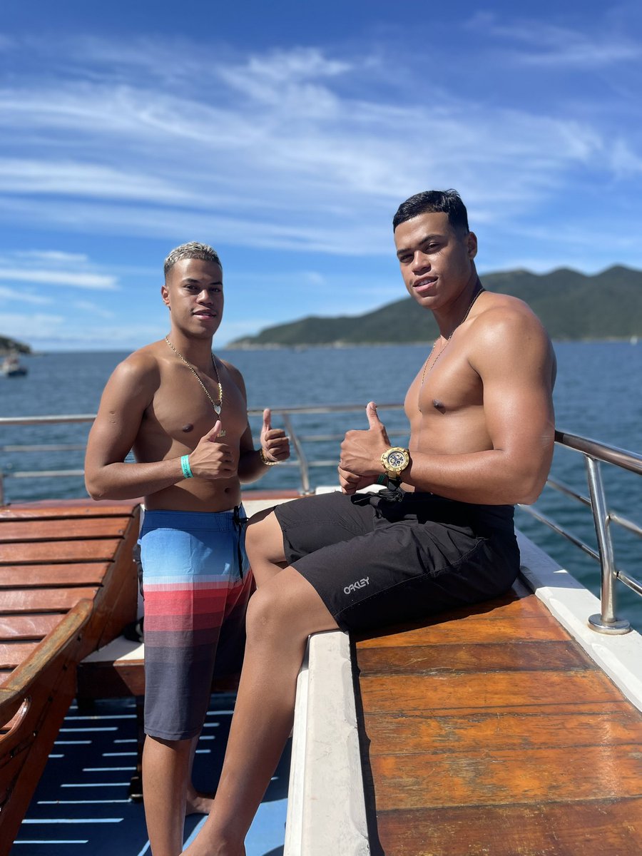 Mexeu com você, mexeu comigo! 
Meu irmão, meu amigo, meu companheiro 💪🏾👊🏽❤️