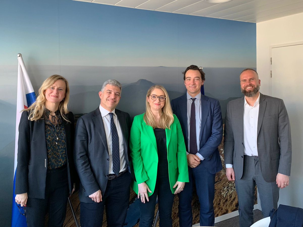 Environmental impact 🌱 as a key criterium in the 🇪🇺 #Packaging and Packaging Waste Regulation ♻️🗑️ Today’s meeting with Serge Thines <a href="/McDonaldsCorp/">McDonald's Corporation</a> <a href="/carlo_nex/">Carlo Pirrone</a> <a href="/sedapackaging/">Seda International Packaging Group</a> <a href="/AndreiJNahkala/">Andrei Nahkala</a> <a href="/HuhtamakiGroup/">Huhtamaki</a> on behalf of <a href="/EPPA_EU/">EPPA</a> confirmed common will 2 reach #green goals ✅ #PPWR