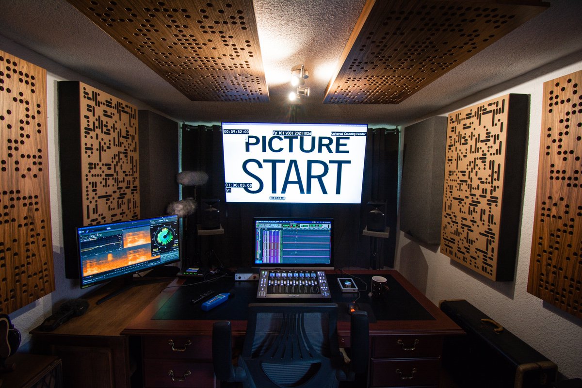 JavierQuesadaA's tweet photo. Projects got delayed, so I find myself with available time in my calendar. Sound colleagues, reach me through a DM here if you’re looking for a DX or SFX editor for your projects. Happy to work in game cinematics as well. RTs greatly appreciated!🔊
#Post #Dialogue #SFX #GameAudio https://t.co/ir981ICSls