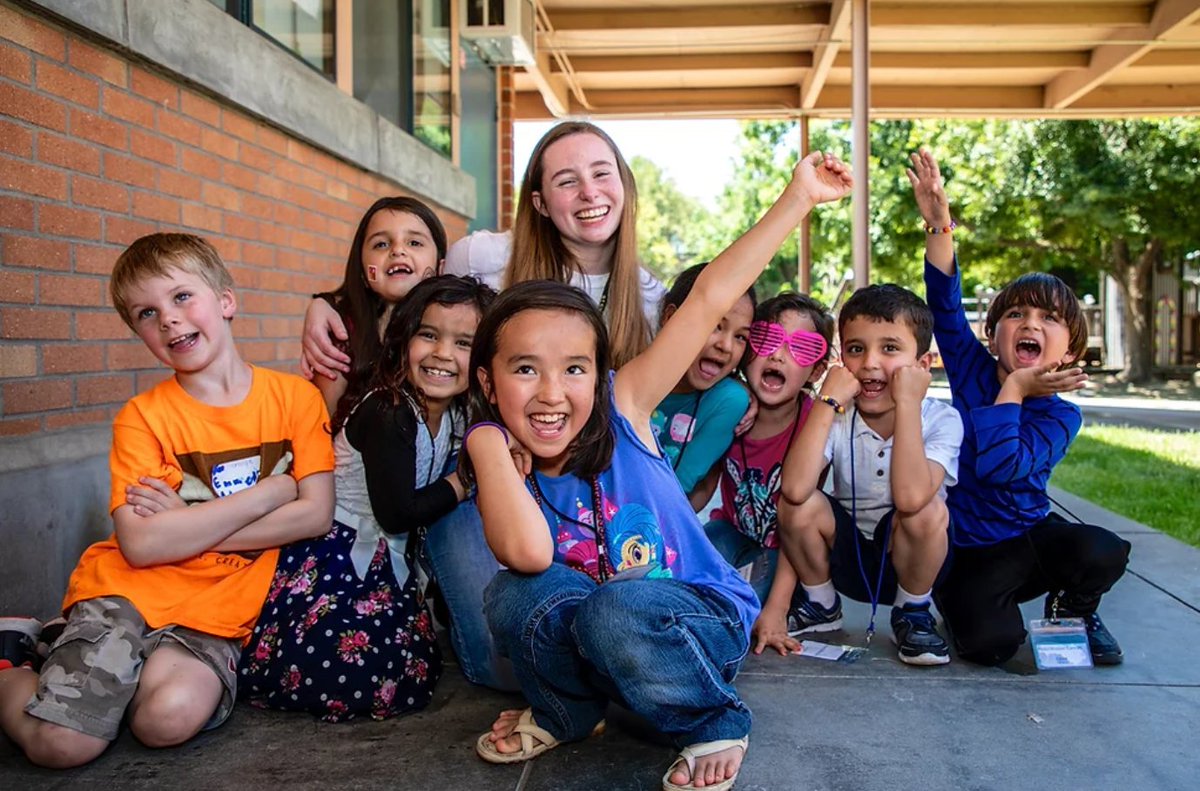 bigdayofgiving's tweet photo. Camp Nefesh provides a fun, free summer day camp experience for refugee children and helps them and their families transition to life in the Sacramento region! #MeetBDOG 

Learn more about Camp Nefesh through its GivingEdge profile: https://t.co/6JDFLZnUn8 https://t.co/W7zHiIAb0b