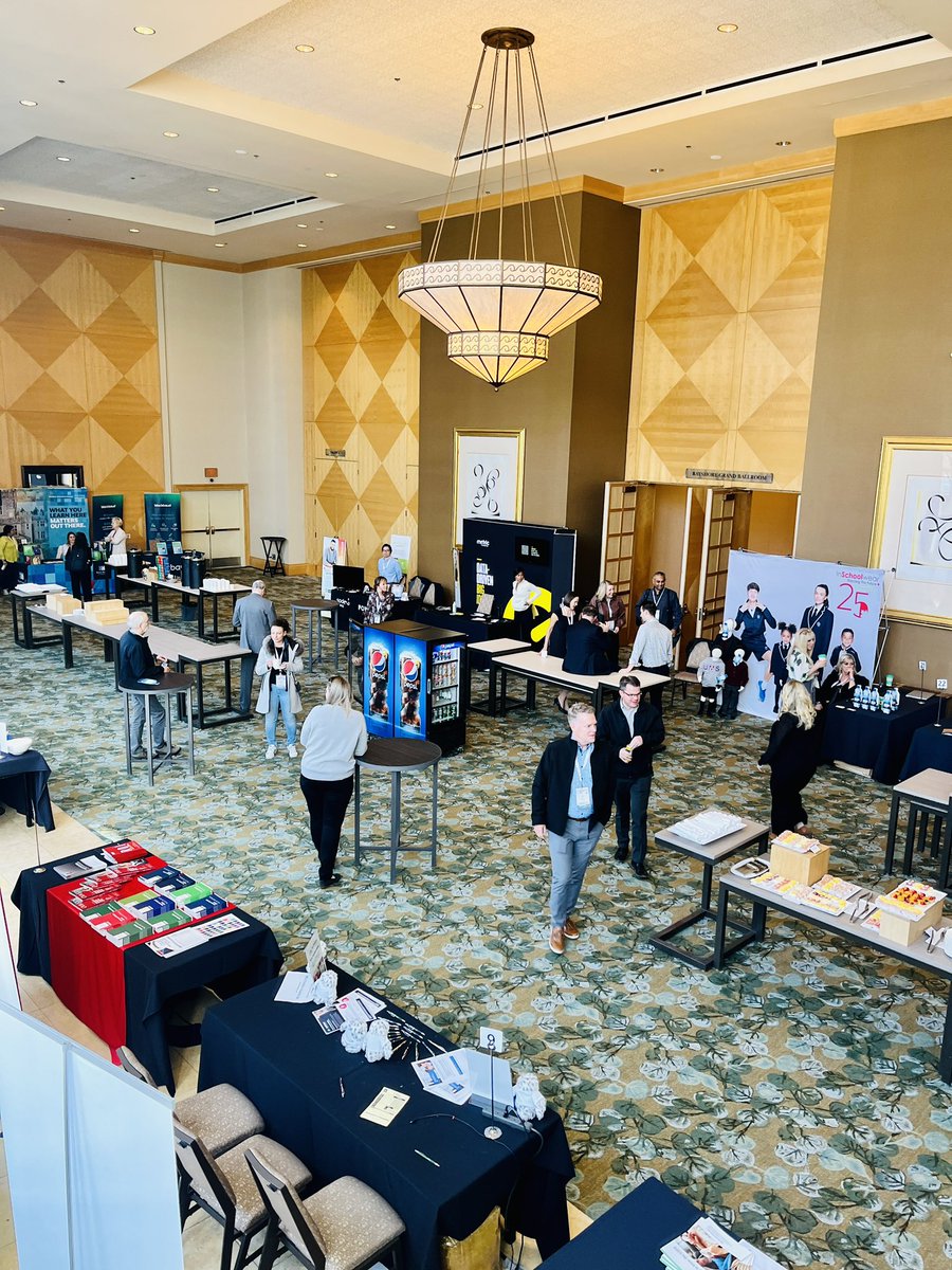 nikdcww's tweet image. A magic Monday in Vancouver at the CAIS 2023 National Leaders Conference. Fabulous opportunity to connect, learn, ideate and problem-solve with independent school colleagues from across Canada 🇨🇦 #CAISNLC @CAIS_Schools