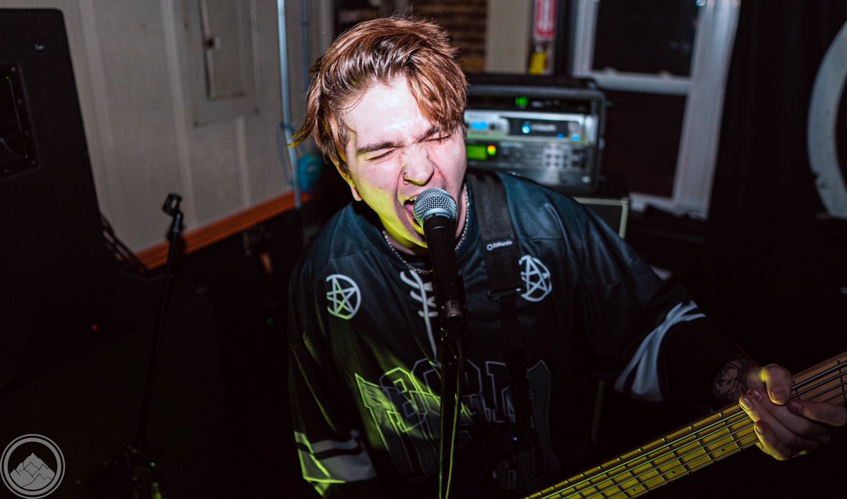 Wave Painter tweet media