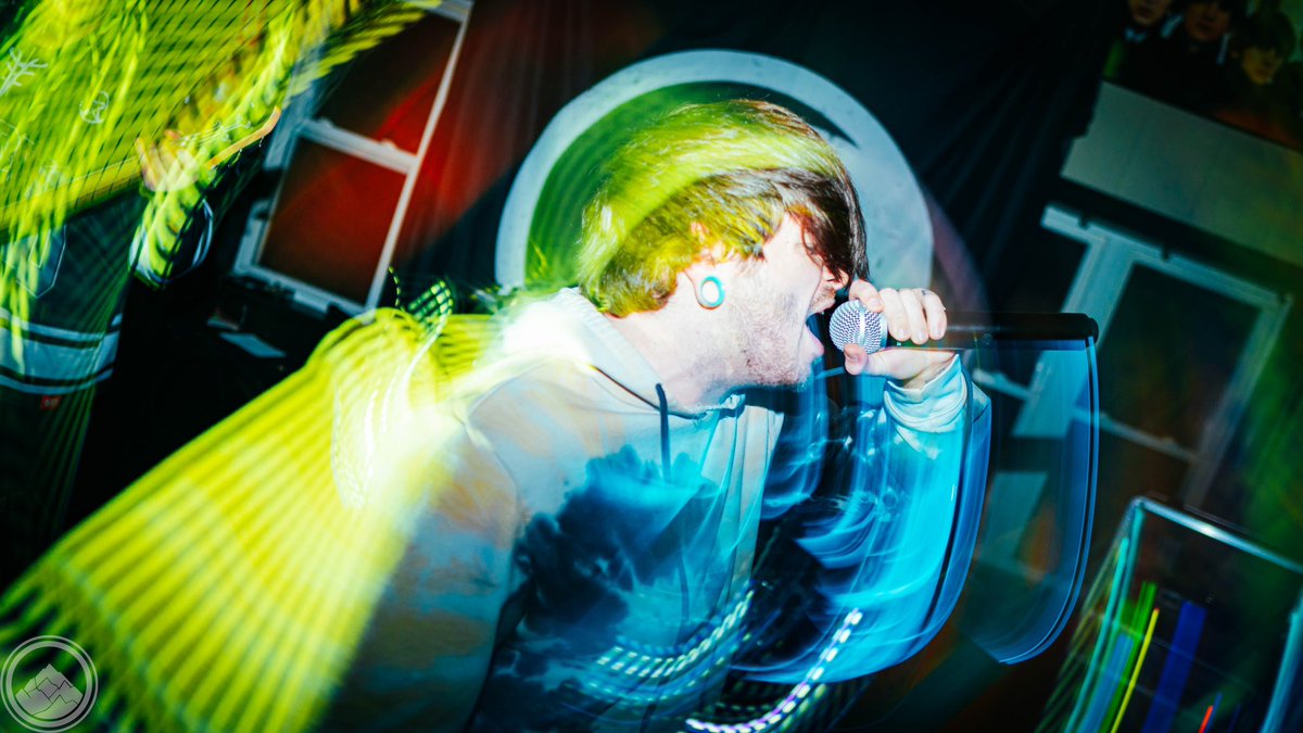 Wave Painter tweet media