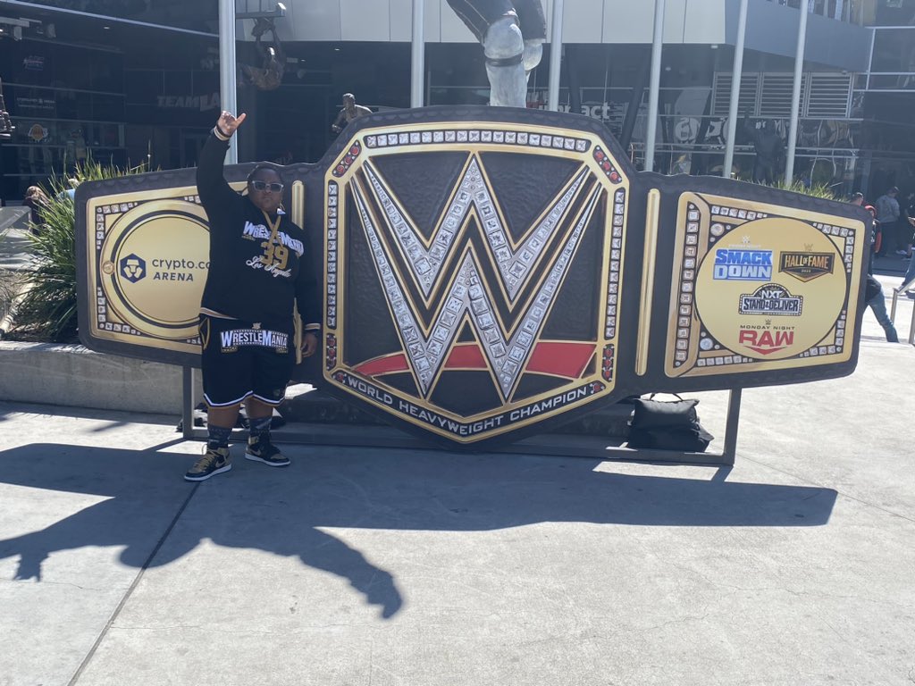 AntyyUce's tweet photo. Raw after Mania Drip
The best Raw of year is always after Mania. No cap!!
#RAW #StapleCenter https://t.co/secF6uBXPM