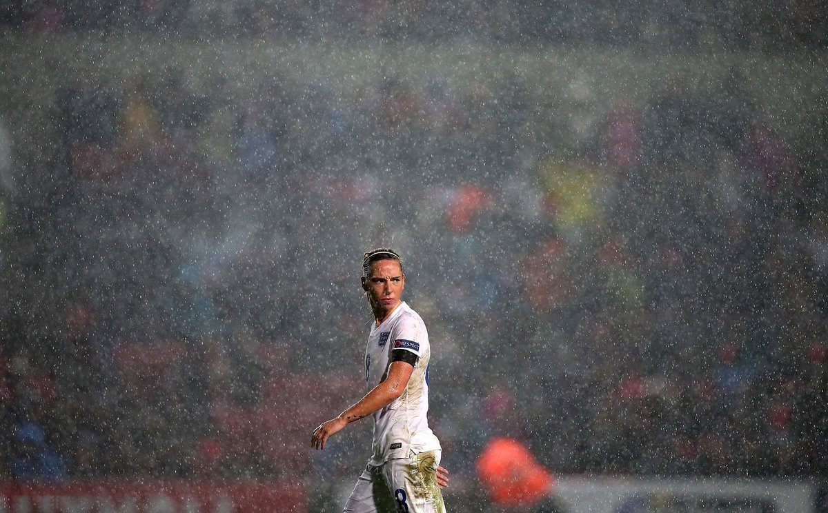 JN8PICTURES's tweet photo. jordan nobbs pictures that go hard pt 3 https://t.co/OKrI8c2LYl