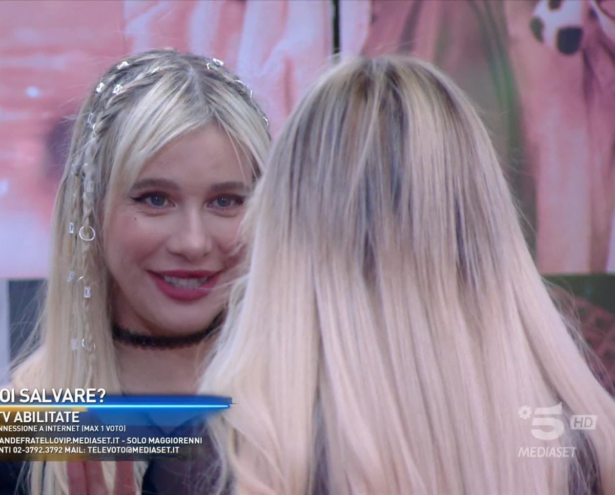 fanta_GFVIP's tweet photo. SON COME TEEEE
SEI COME MEEEE❤️

#nikiters #oriele #gioiellers #donnalisi #incorvassi #fantagfvip #gfvip https://t.co/3JSV07rwLm