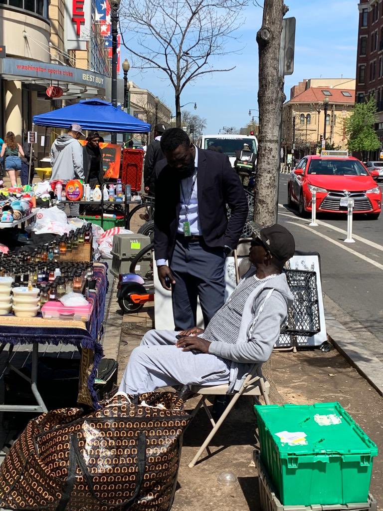 MOAA_DC's tweet photo. This morning, #TeamMOAA visited African street vendors in Ward 1’s Columbia Heights neighborhood to receive insight on their specific needs before our upcoming workshops series with @DC_DLCP.
#DCValues https://t.co/pyM8yHgl53
