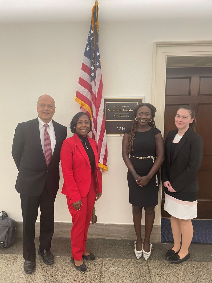 Thank you @ValerieFoushee and Sinait Sarfino for meeting with #KidneyAdvocates from @KidneyPatients and @ASNKidney on March 29 to discuss kidney health innovation and research. NC strong!