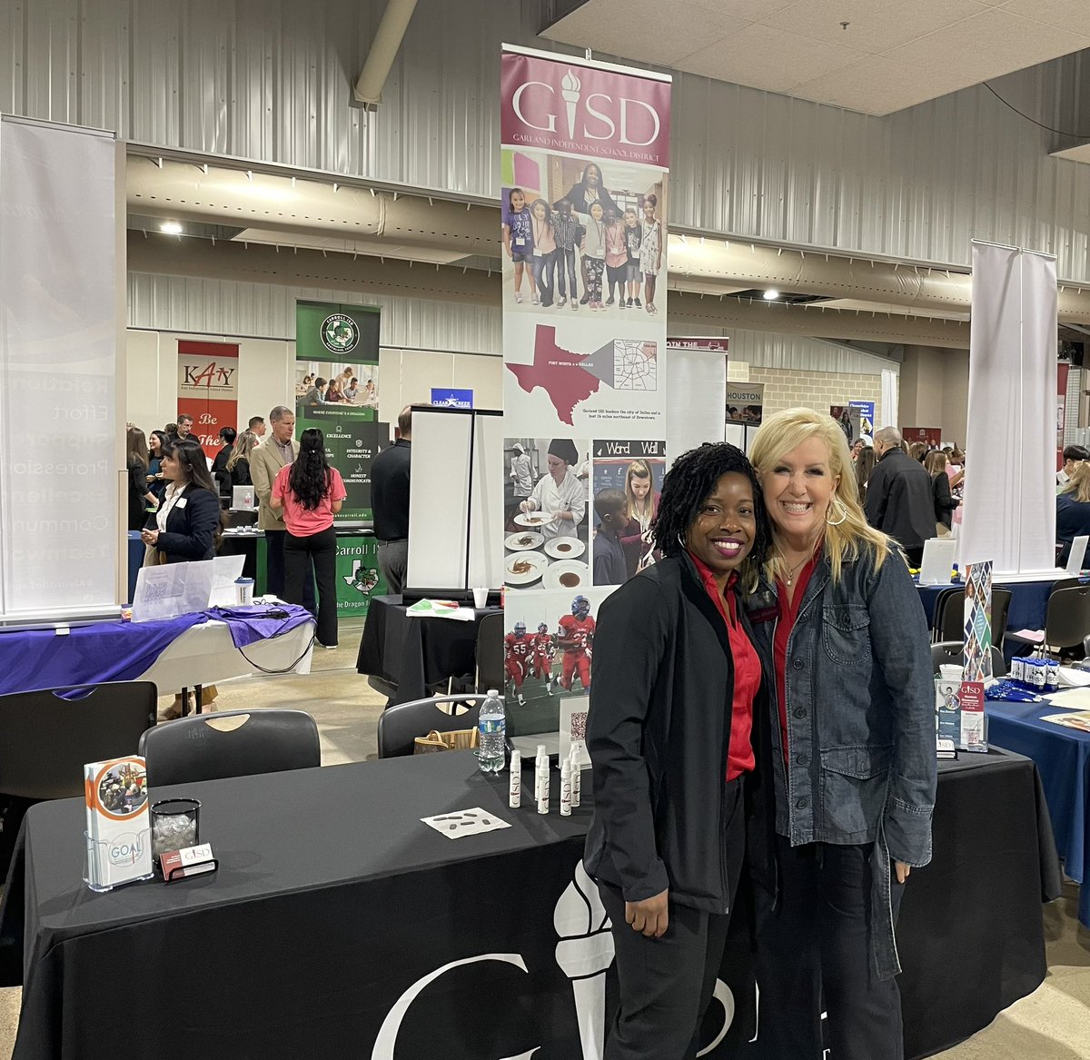 Dr. Dina Rowe tweet media