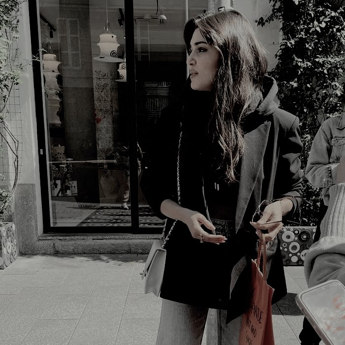 rvdyourmind's tweet image. ⠀  

              ۪ ↝ 𝓘𝗡𝗦𝗧𝗔𝗚𝗥𝗔𝗠 𝗣𝗢𝗦𝗧 .ᐟ
       hᥲᥴᥱ 5 mιᥒ १ ₍ @ 𝙡𝙖𝙧𝙖𝑘ℎ𝑎𝑙𝑖𝑑 ✩
                 
    “greece dump w/ some company”
 ☽ ⚲𝓵𝐨𝐜: 𝘨reece. 🏷️: @headinthclovds 

                ⌂          ⌕          ⊞          ♡
⠀