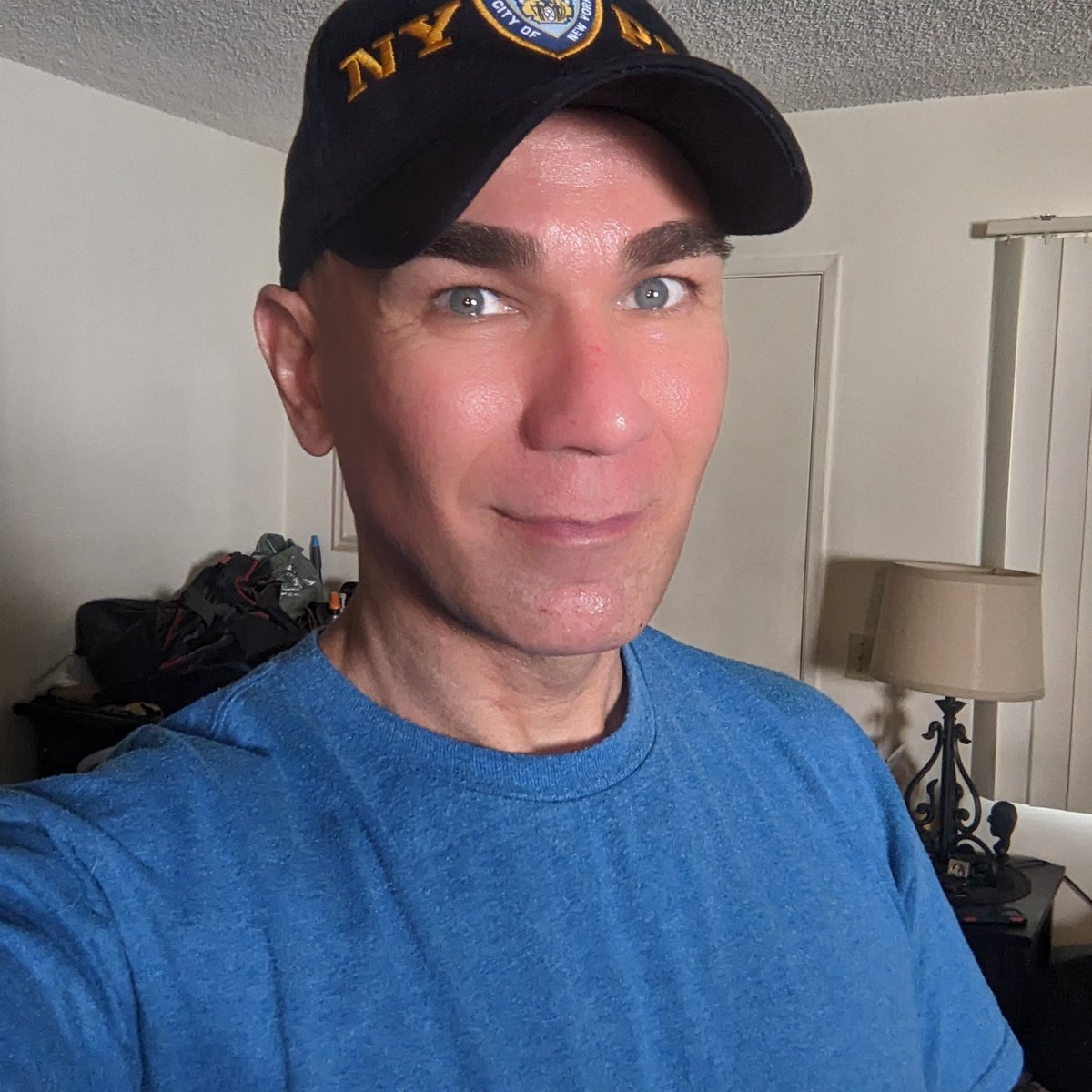JosephCorredor1's tweet photo. I may have been cancelled, but they're not Worthy! 😉👍
#fitover50 #50s  #nofilter #nofilterneeded #CancelCulturesucks #healthychoices #healthylifestyle #fitnesslifestyle #fitnessjourney #skincare #dontsmoke #strongbody #strongmind #cleanheart 💖 #newyorker #SanDiego #California https://t.co/o6mez1QW2I