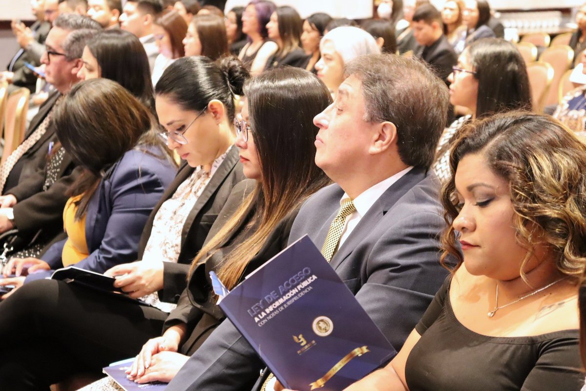 CpccOficial's tweet image. Representantes de la #CPCC como parte del compromiso y buenas prácticas, asistieron a la conmemoración de los 14 años de la Ley de Acceso a la Información Pública en donde realizaron actividades para fortalecer el ejercicio del derecho de acceso a la información pública #LAIP.