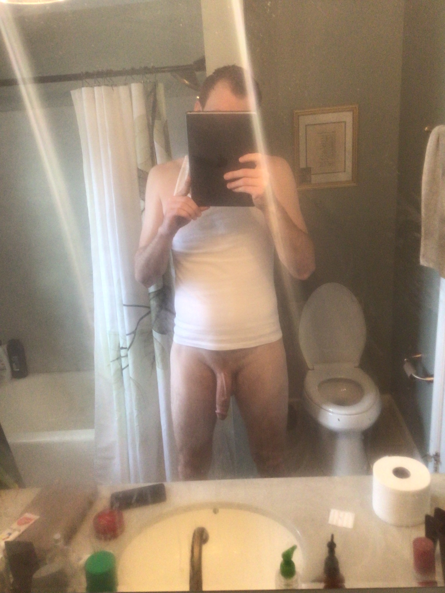 Got me a lil excited before my shower 🍆 https://t.co/U9Bk11G2Ig