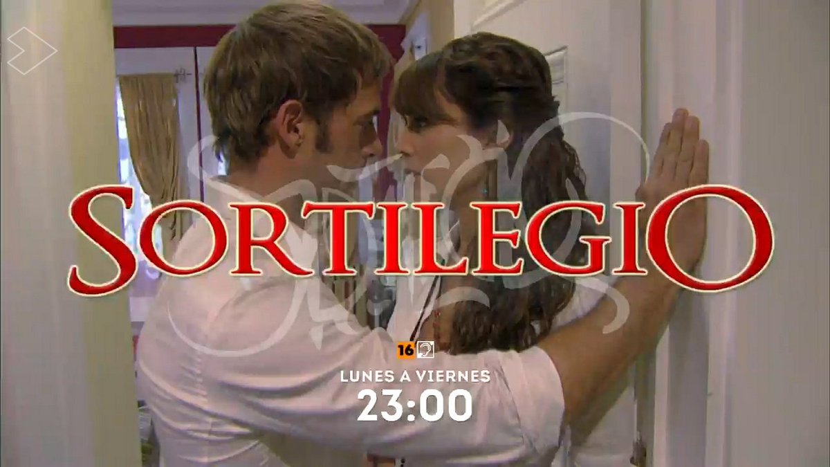 Viendo #Sortilegio en <a href="/NovaTDT/">Nova</a> con William Levy <a href="/willylevy29/">William Levy</a> <a href="/jackybrv/">JACKY BRACAMONTES</a> <a href="/davidzepeda1/">David Zepeda</a> <a href="/anabreco/">Ana Brenda</a> <a href="/DanielaRomoWeb/">DANIELA ROMO</a>