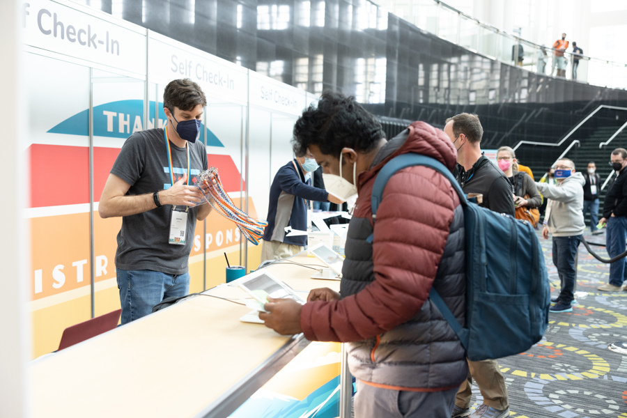 Volunteer for #PyConUS! Are you a people person? Registration or the Information booth might be for you! Do you want to meet and network with conference speakers? Greenroom or Session Staff is perfect for that! Check out volunteer roles here: bit.ly/3J43VHN