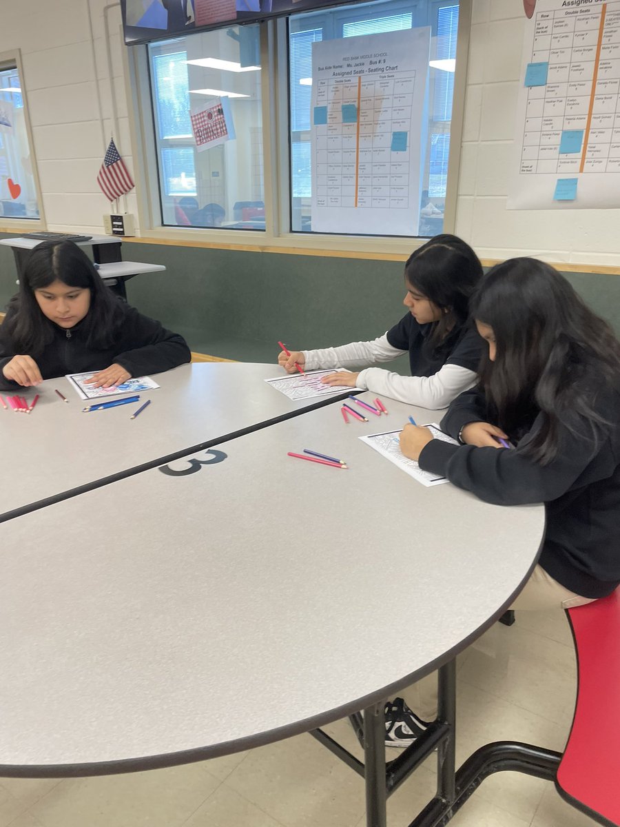 RBMSPE's tweet photo. Mindful coloring involves bringing students complete attention to color in the present moment rather then on the past or future. #RBBisBIA @rbmsROCKETS @RedBankSup https://t.co/B6xa457vMu