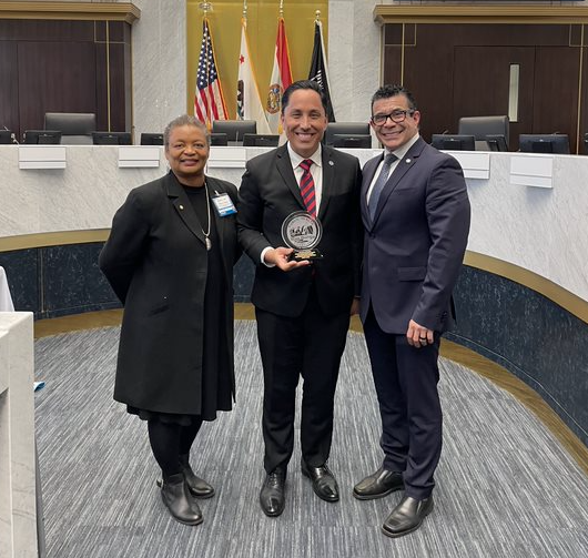 MayorToddGloria's tweet photo. Thanks @SDCountyHHSA for honoring me as a Public Health Champion!

Together, we navigated #COVID19 and saved lives. We continue to work together on top issues like homelessness and behavioral health.

There's more to do, but I'm grateful for the County's partnership. #ForAllofUs https://t.co/2VQ5QQeH4u
