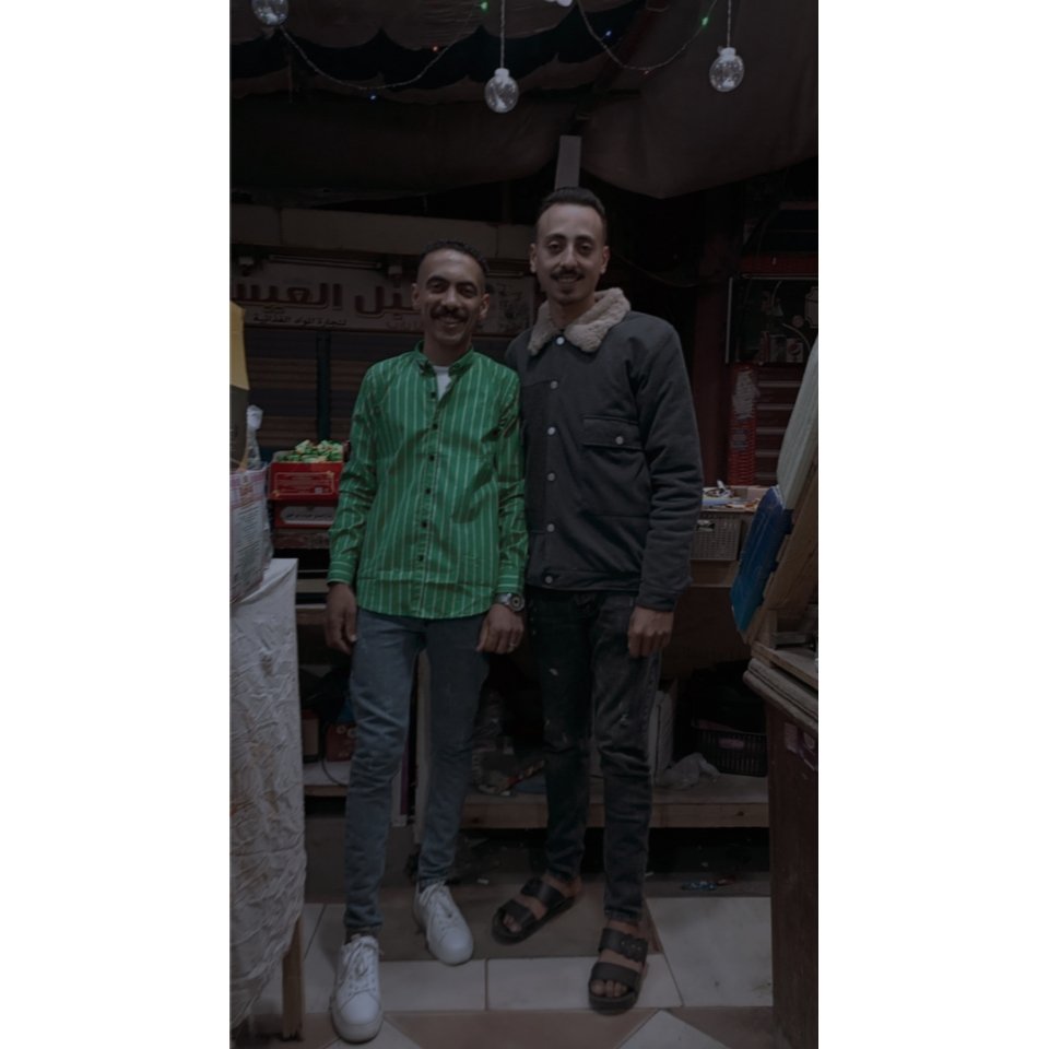 M7md_El_Sayed00's tweet photo. هما براحتهم عشان مصلحتهم ، واحنا براحتنا عشان صحتنا👬❤️ https://t.co/tHJxCN6hic