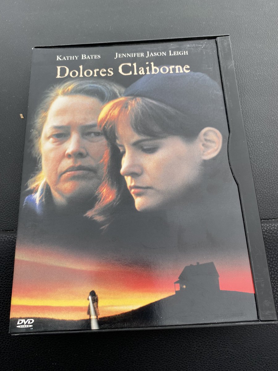 TheFordQueen's tweet photo. Thrift store find https://t.co/x683Ber1kl