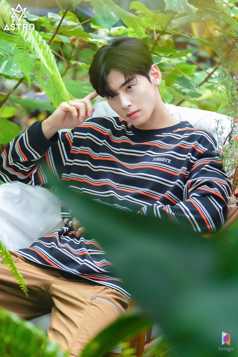 eunwoooverdose's tweet photo. https://t.co/U5ETTxg02O