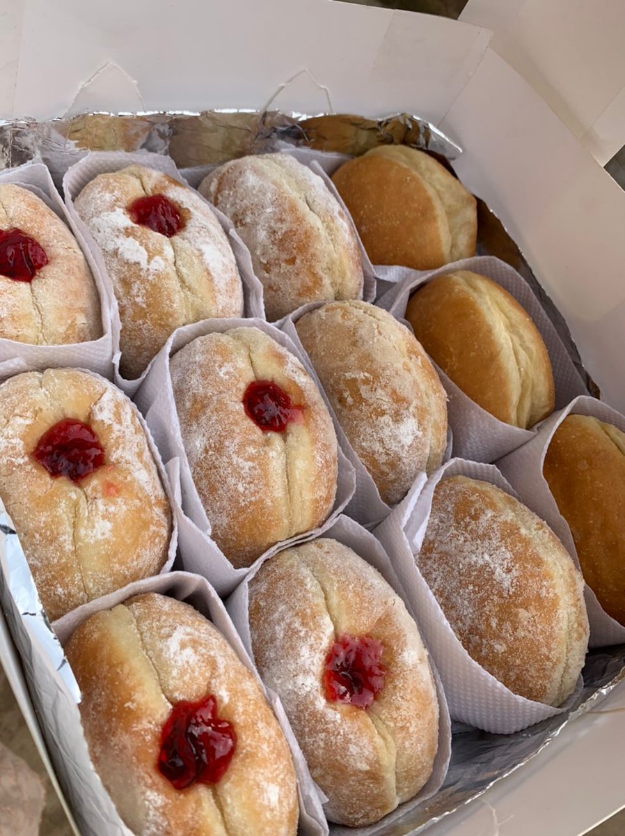 MaymounahMogaji's tweet photo. Do you know that doughnuts are on the menu for #techfoodfeast?
Now you know so tell me, why haven't you purchased your ticket yet? Here👇
https://t.co/U7DwLRUPTY…
For more enquires, kindly reach out to 07066790056 on WhatsApp.
#Funday
#techfest
#techmeetup
#networking https://t.co/JlKIXx8vna