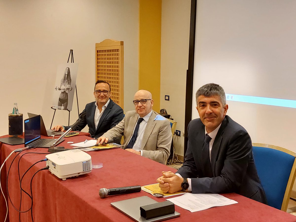 amiciibd's tweet photo. 📷 Pubblichiamo alcuni scatti dell'evento che si è svolto a📍Cagliari sabato scorso e il servizio che TGR Rai Sardegna ha dedicato all'iniziativa e alla mostra 𝐈𝐧𝐯𝐢𝐬𝐢𝐛𝐥𝐞 𝐁𝐨𝐝𝐲 𝐃𝐢𝐬𝐚𝐛𝐢𝐥𝐢𝐭𝐢𝐞𝐬®. 
Per vedere il servizio di 𝐓𝐆𝐑 𝐑𝐀𝐈👉https://t.co/PB9ZG57kcY https://t.co/o4YDgAPcVn