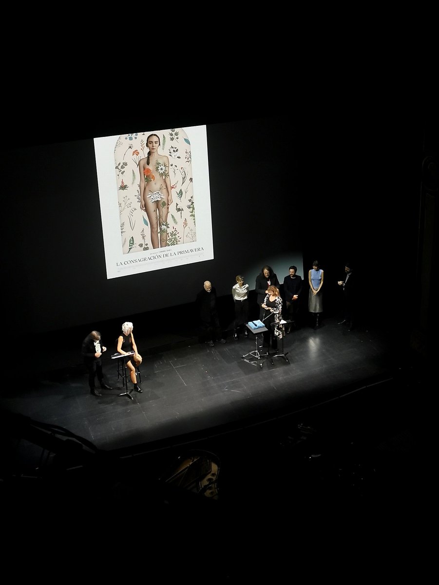 julie_boulanger's tweet image. Superbe édition 2023 du Festival du Cinéma Espagnol de Nantes. ¡Días maravillosos! Des rencontres de haut vol. Et une programmation (parfois) engagée, (souvent) touchante, et (toujours) instructive. ¡Luminosa! 
#FCEN2023 #FCEN #cinespañol #cineespañol #filmfestival @cinespagnol