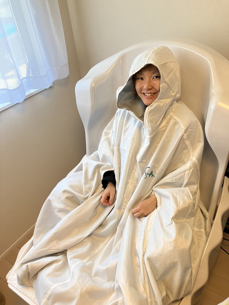 shouko73's tweet image. 笑顔キラキラのこのみさん♡よもぎ蒸し初体験♨ご来店下さいました〜😊
学生時代は北海道旭川市の高校で男バレのマネージャーだったいうこのみさん🏐勝手に親近感を✨
ありがとうございました🌟

#南足柄市 #yosa #よもぎ蒸し #オイルマッサージ #lino #完全予約制