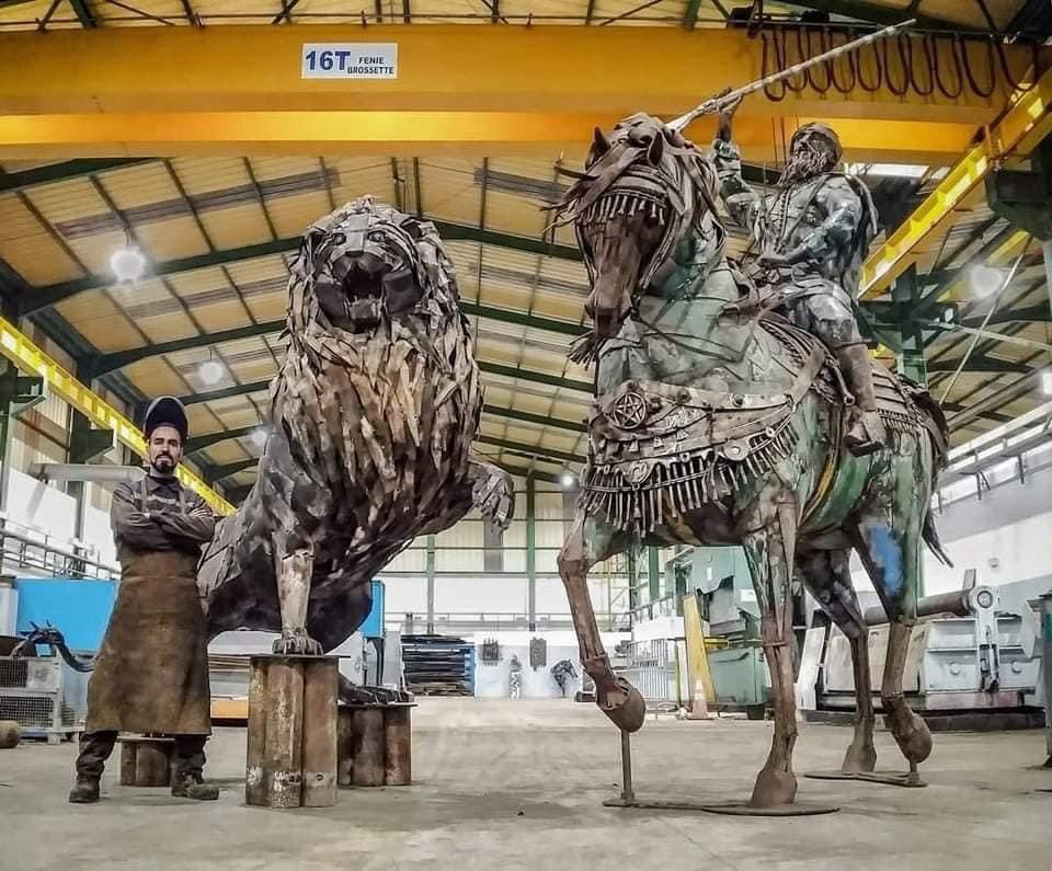 drisssenhaji2's tweet image. هذا واحد الورش في الجرف الاصفر مبادرة دايرها المكتب الشريف الفوسفاط الجرف الاصفر  ودايرينها لاعادة تدوير المتلاشيات الحديدية ولكن ما شاء الله إبداع