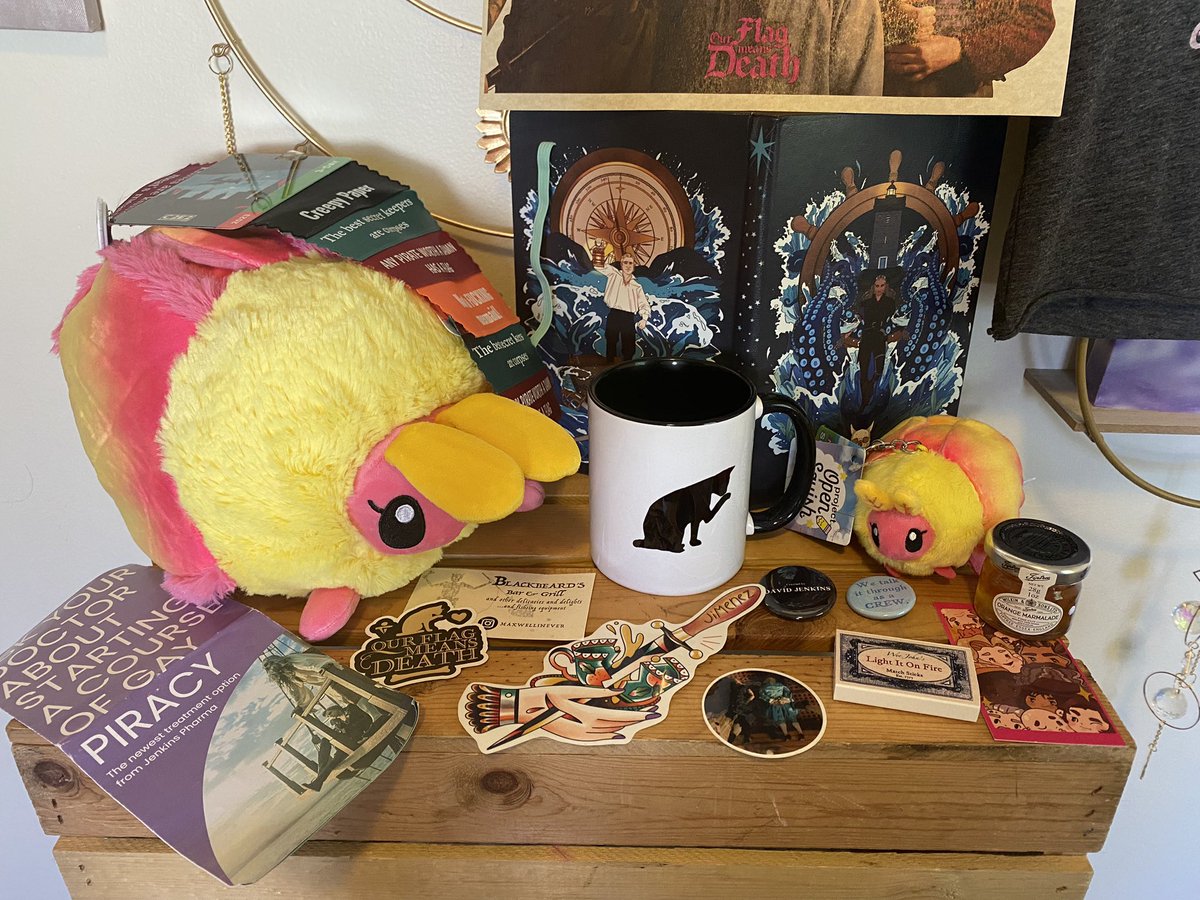 AprilflowersT's tweet photo. All of my merch and swag from C2E2 is our flag means death themed, except the two Loki things I got ๐ #c2e2 #ofmd #c2ecrew https://t.co/y22DCbB0Ww