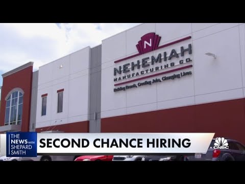 ViaPathTech's tweet photo. Often times, second chance opportunities are people’s first shot at life. Watch this news story to see the positive affect second chance programs and opportunities can have on an individual’s life: https://t.co/UWow9jfHKI  

#ViaPath #ConnectWithPurpose #SecondChanceMonth https://t.co/Trk797G8Ft