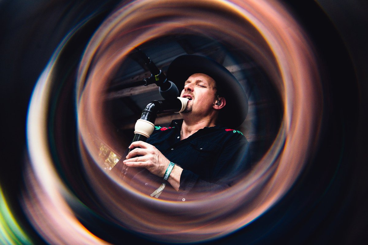 Resonate! What a vibe! 💥 After having our minds blown by <a href="/HulaweenFL/">Hulaween</a> last year we were so stoked to return to Suwanee for <a href="/resonatesuwann1/">Resonate Suwannee</a> Festival this year. We had a blast with you guys, thank you for showing up for our set &amp; special thanks to our friend <a href="/larryyazzie1/">Larry Yazzie</a> ☀️